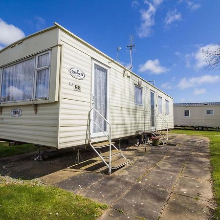 Great 8 Berth Caravan For Hire At Southview Holiday Park In Skegness Ref 33025E Eksteriør billede